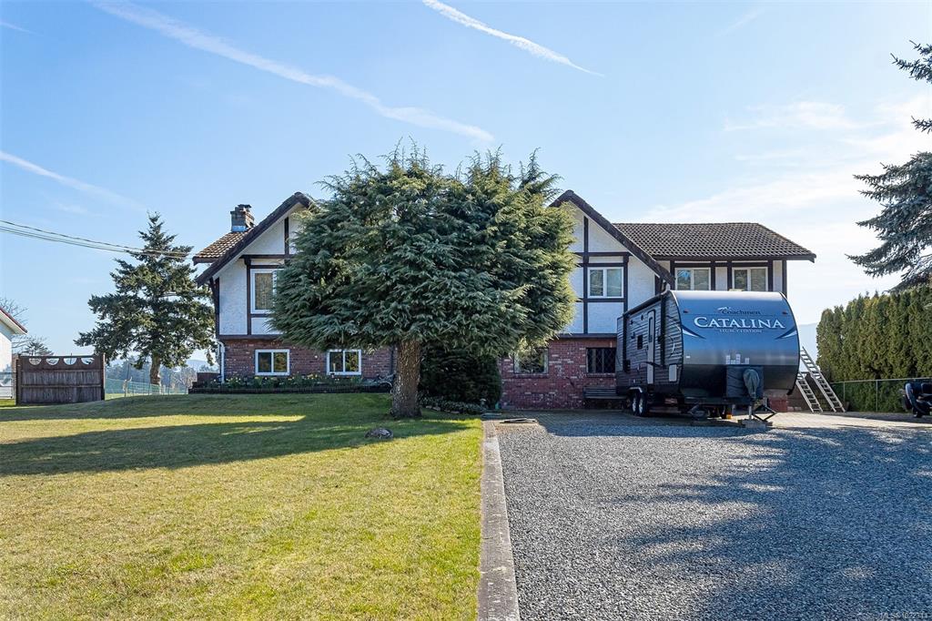 Second View of 6627 Lakes Rd, Duncan, BC, V9L 5V9