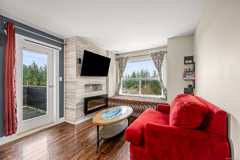 Fifth View of 282 Birch St, CORTES VIEW TERRACE, Campbell River, BC, V9W 2S3