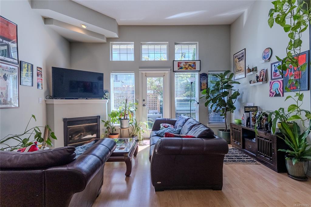 Fourth View of 1019 North Park St, Victoria, BC, V8T 5L4