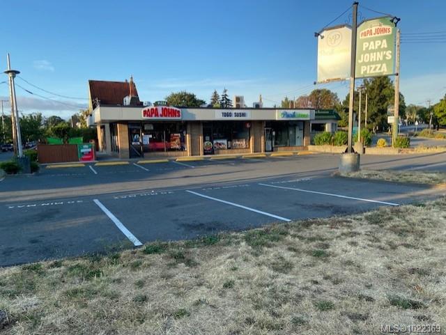 Second View of 1881 Fort St, Victoria, BC, V8R 1K1