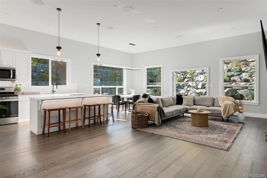 Fifth View of 847 Bucktail Rd, Mill Bay, BC, V0R 2P1