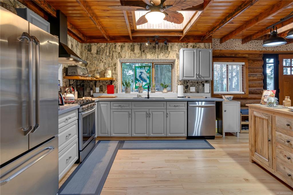 Fifth View of 1620 Matterson Rd, Errington, BC, V0R 1V0