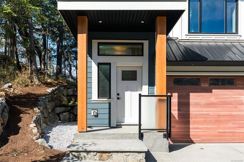 Fourth View of 571 Bezanton Way, Latoria Heights, Colwood, BC, V9C 0H2