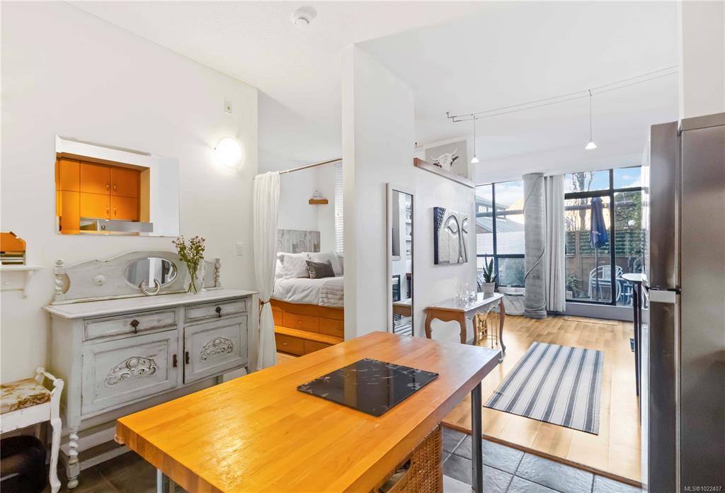 Second View of 409 Swift St, Victoria, BC, V8W 1S2