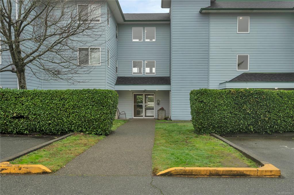 698 Aspen Rd, 1022429, BC,