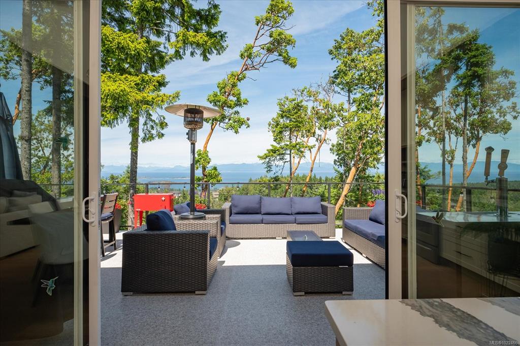 7336 High Ridge Cres, 1022466, BC,