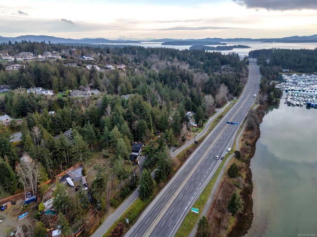 Third View of 1850 Swartz Bay Rd, North Saanich, BC, V8L 5R2