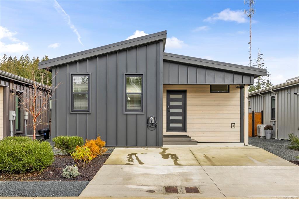 3025 Royston Rd, 1022475, BC,