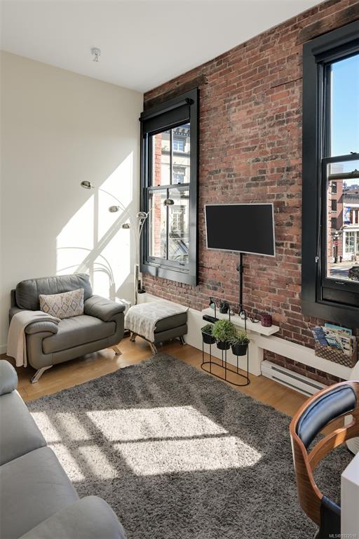 Fifth View of 1610 Store St, Janion, Victoria, BC, V8W 0E3