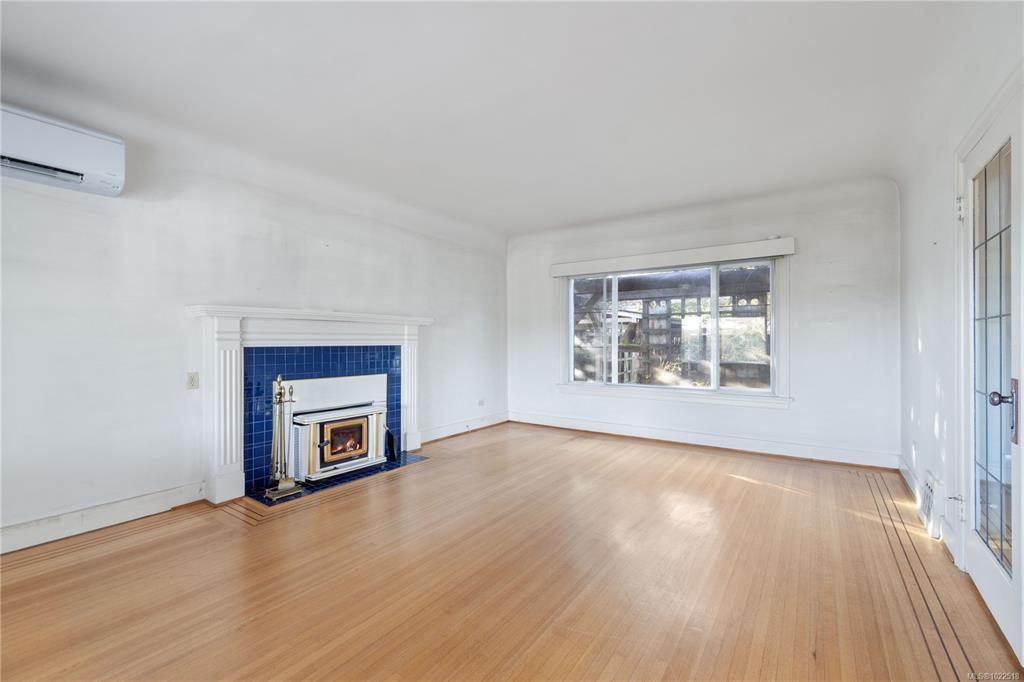 Fifth View of 736 Terminal Ave N, Nanaimo, BC, V9S 4K2