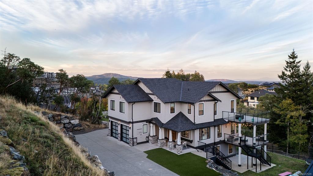 1414 Grand Forest Close, 1022529, BC,