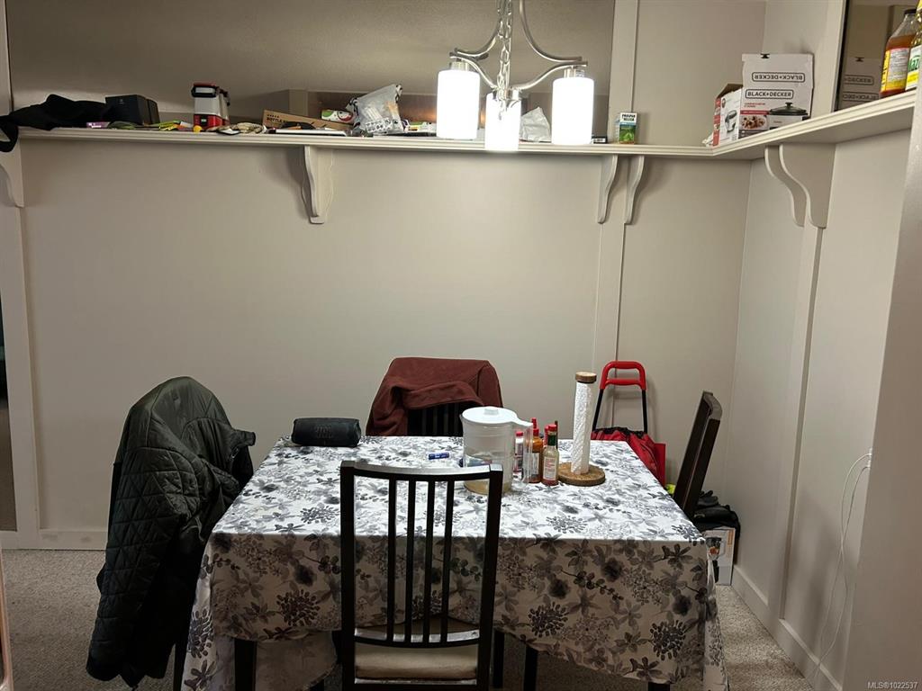 Fourth View of 103 Gorge Rd E, Treelane Estates, Victoria, BC, V9A 6Z2