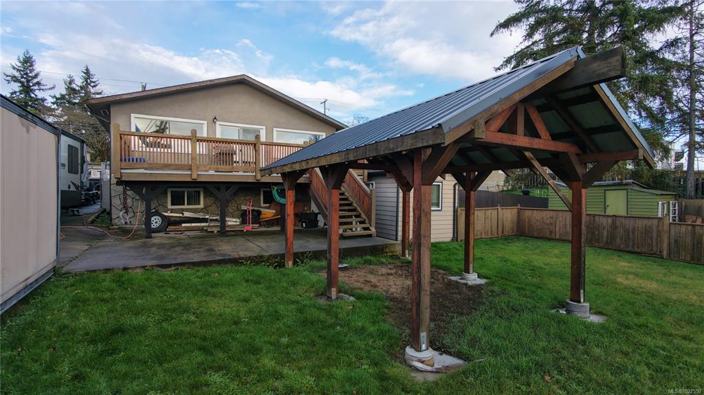 Second View of 847 Admirals Rd, Esquimalt, BC, V9A 2P1