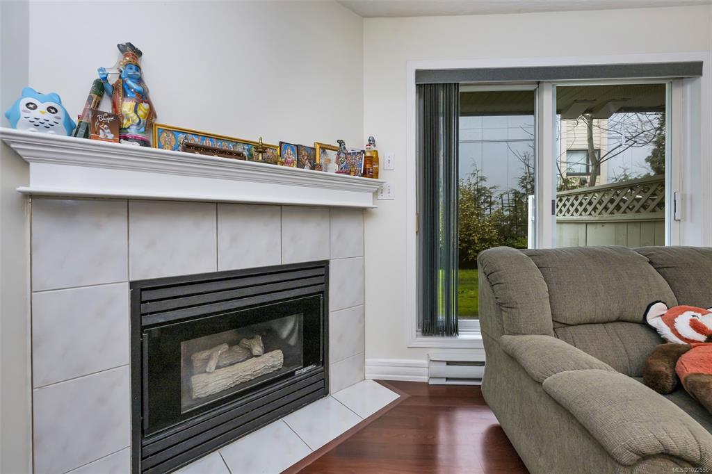 Fifth View of 3008 Washington Ave, Victoria, BC, V9A 1P6