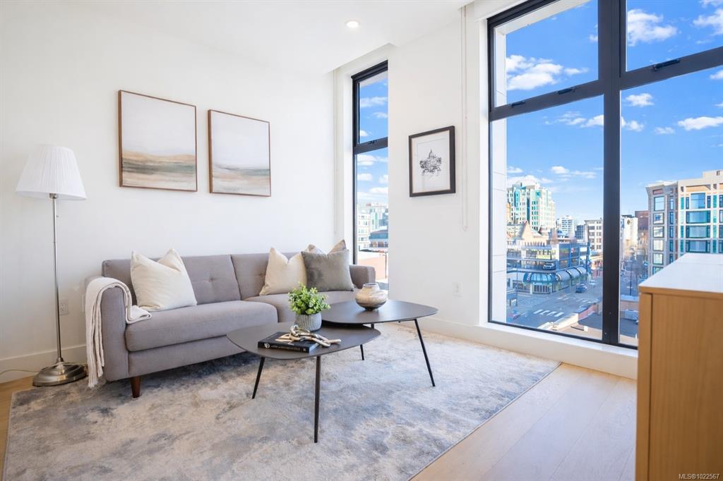 Third View of 888 Government St, Customs House, Victoria, BC, V8W 0G5