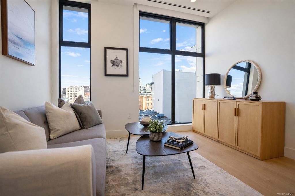 Fourth View of 888 Government St, Customs House, Victoria, BC, V8W 0G5