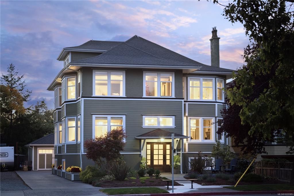 Second View of 110 Eberts St, Victoria, BC, V8S 3H7