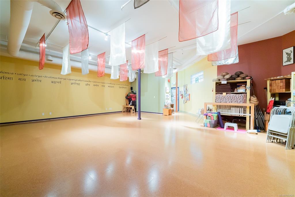 MLS® listing #30390490 for sale located at 335 Wesley St