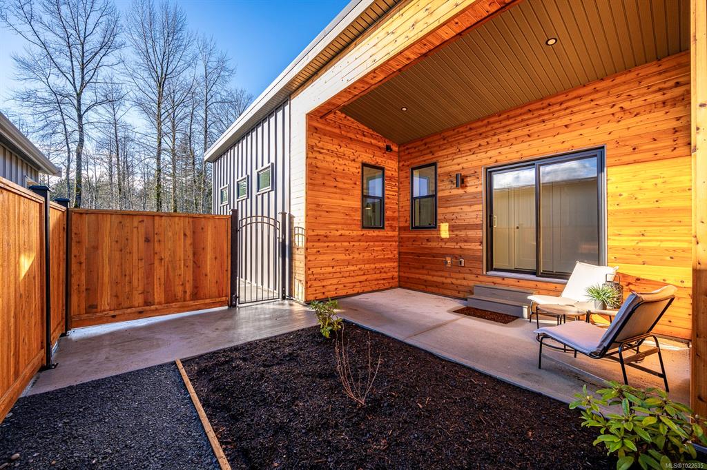 Fourth View of 3025 Royston Rd, Cumberland, BC, V0R 1S0
