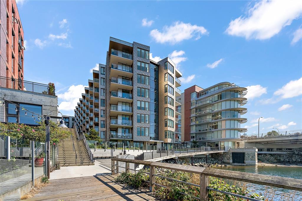 Second View of 1628 Store St, The Pearl, Victoria, BC, V8W 3K3