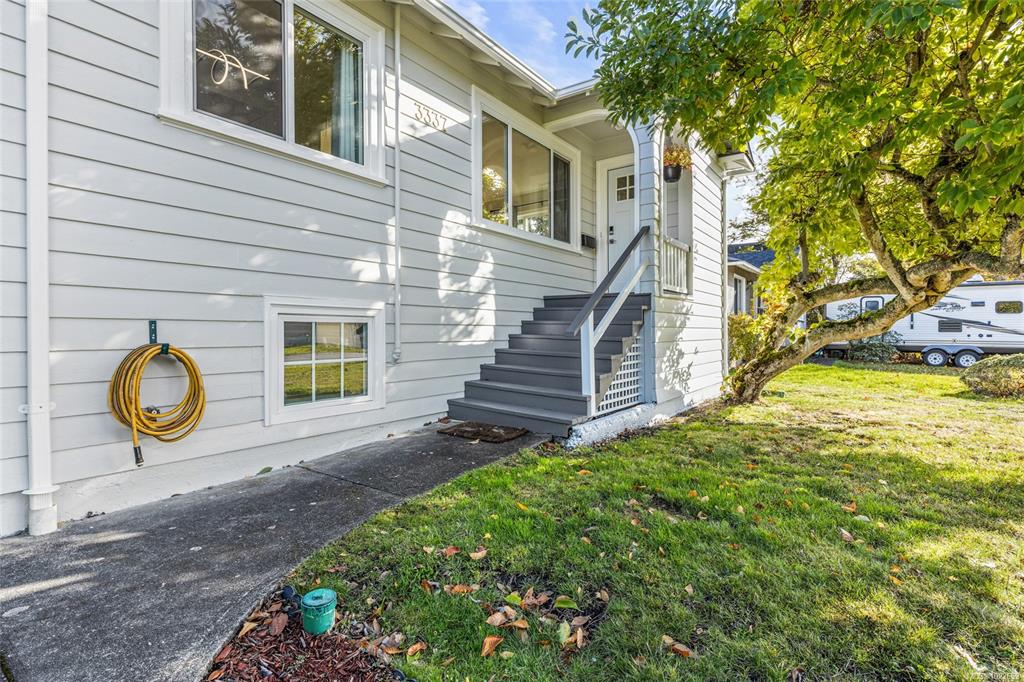 Fourth View of 3337 Kingsley St, Saanich, BC, V8P 4J8