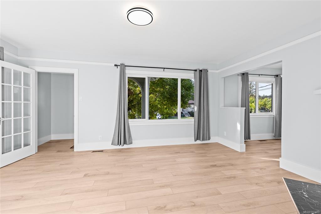 Fifth View of 3337 Kingsley St, Saanich, BC, V8P 4J8