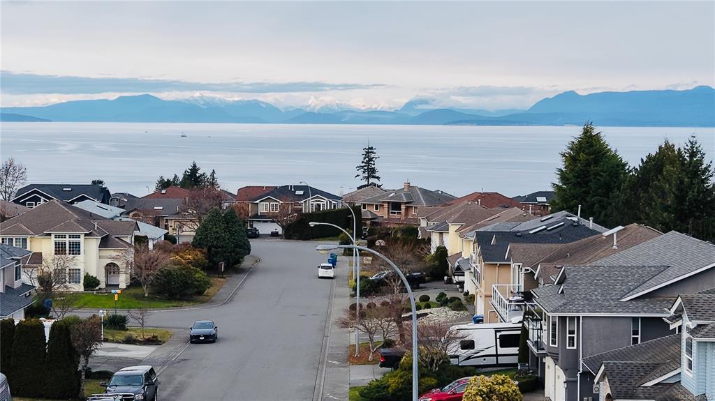 Fourth View of 6404 Lasalle Rd, Nanaimo, BC, V9V 1N6