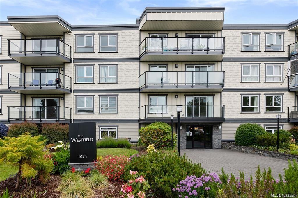 Fourth View of 1024 Fairfield Rd, The Westfield, Victoria, BC, V8V 3A5