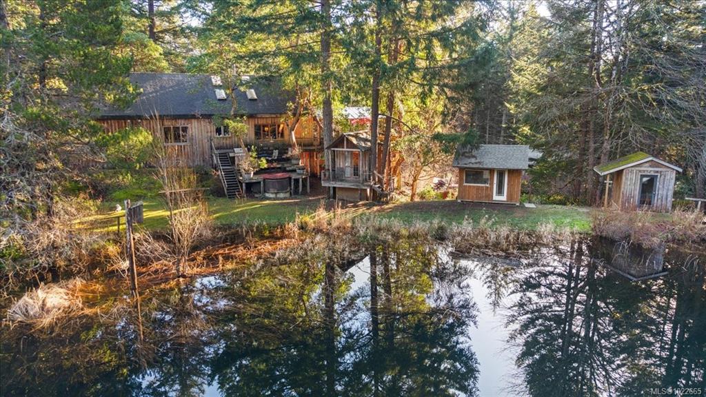 Fourth View of 405 Hazlitt Creek Rd, Highlands, BC, V9E 2A3