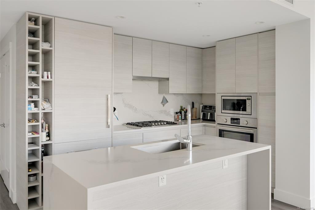 Fifth View of 777 Herald St, Hudson Place One, Victoria, BC, V8T 0C7