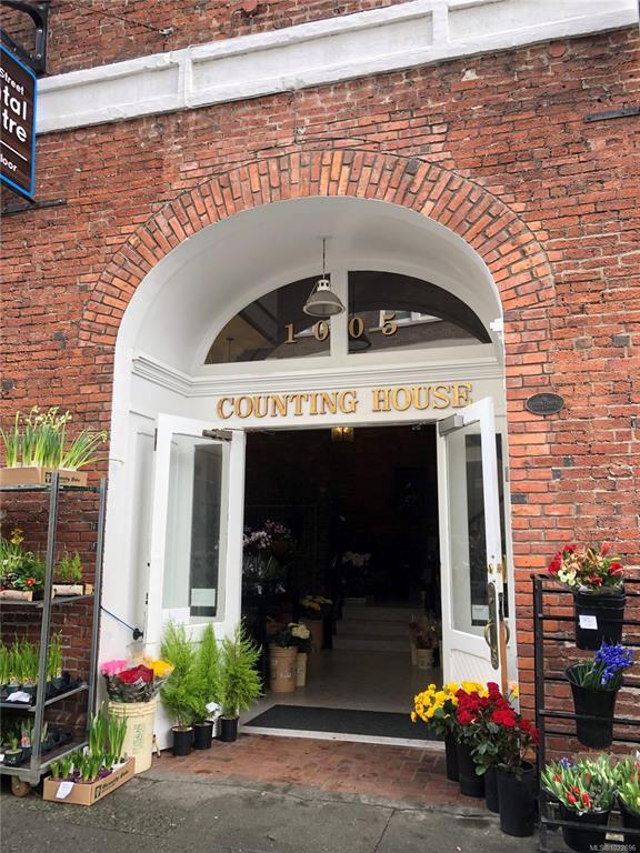 Second View of 1005 Broad St, Victoria, BC, V8W 2A1