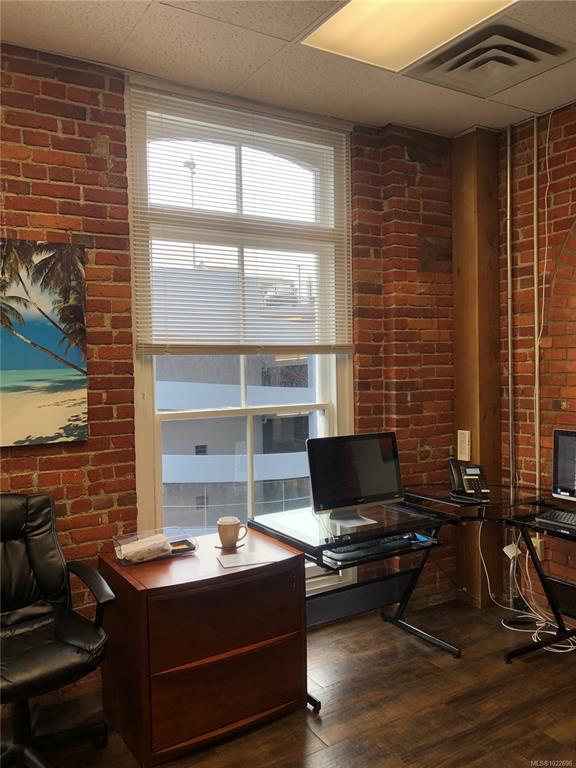 Fourth View of 1005 Broad St, Victoria, BC, V8W 2A1