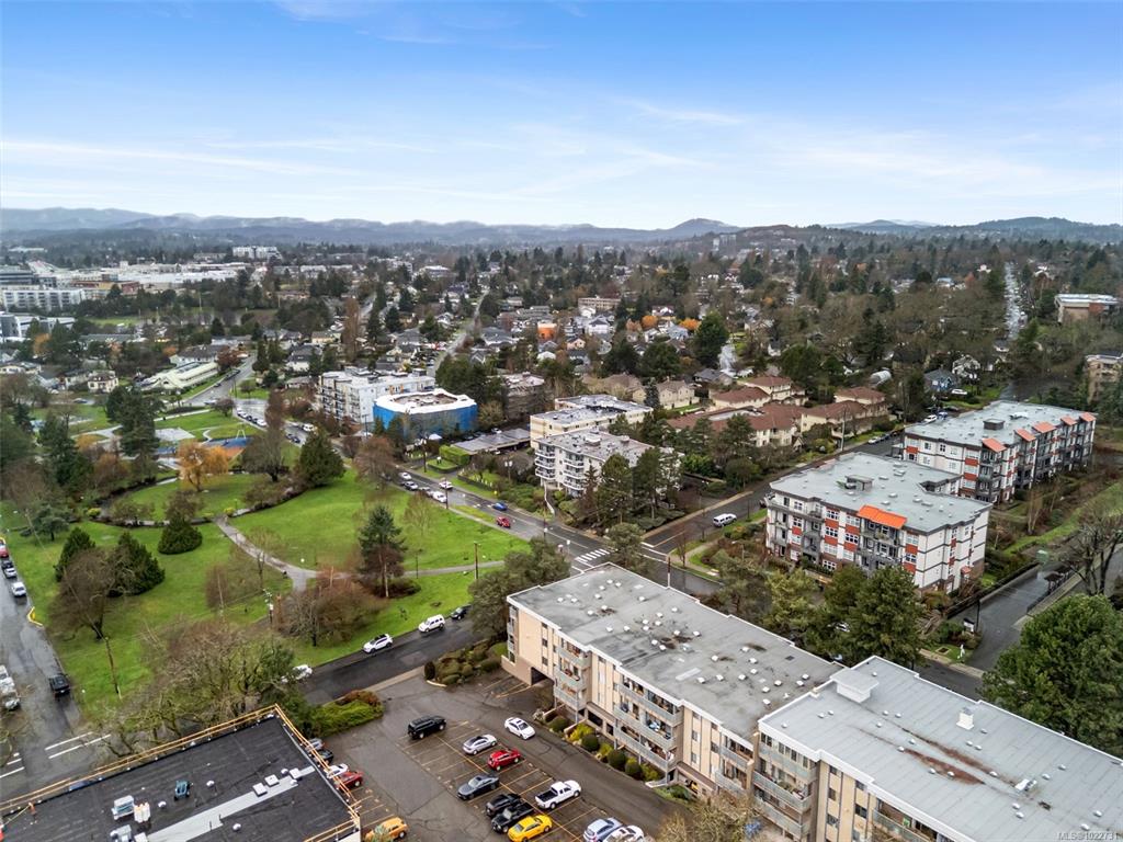 1025 Inverness Rd, 1022731, BC,