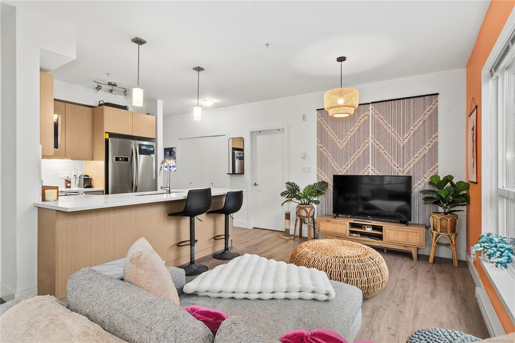 3070 Kilpatrick Ave, 1022745, BC,