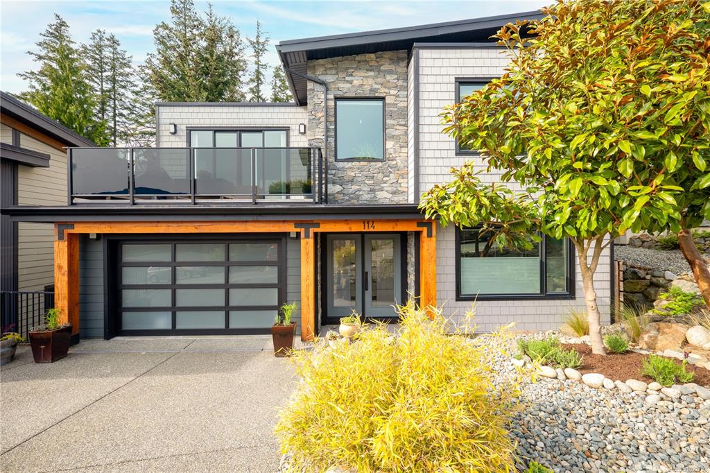 Third View of 114 Amphion Terr, Nanaimo, BC, V9T 0J1