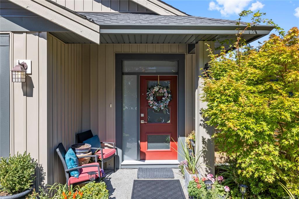 Third View of 4991 Dunn Pl, Nanaimo, BC, V9T 6S9