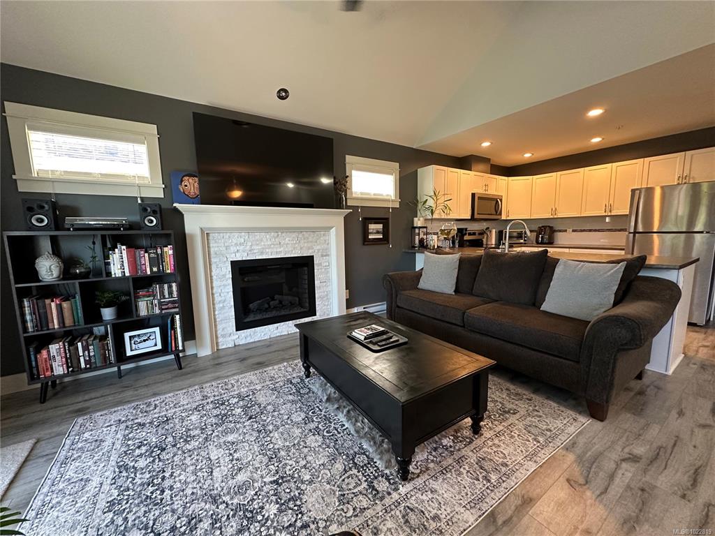 Second View of 6183 Nitinat Way, CARMANAH MEWS, Nanaimo, BC, V9V 0A9