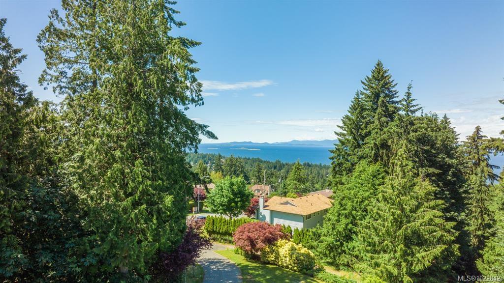 Fourth View of 5650 Alder Way, Nanaimo, BC, V9T 5N4