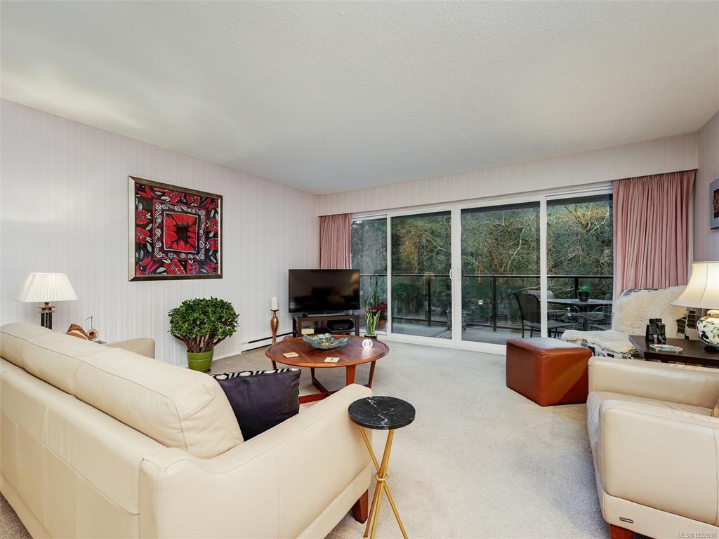 Fifth View of 280 Douglas St, Victoria, BC, V8V 2P2