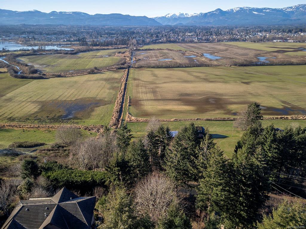 Fourth View of 1940 Snowbird Lane, Courtenay, BC, V9N 9C4