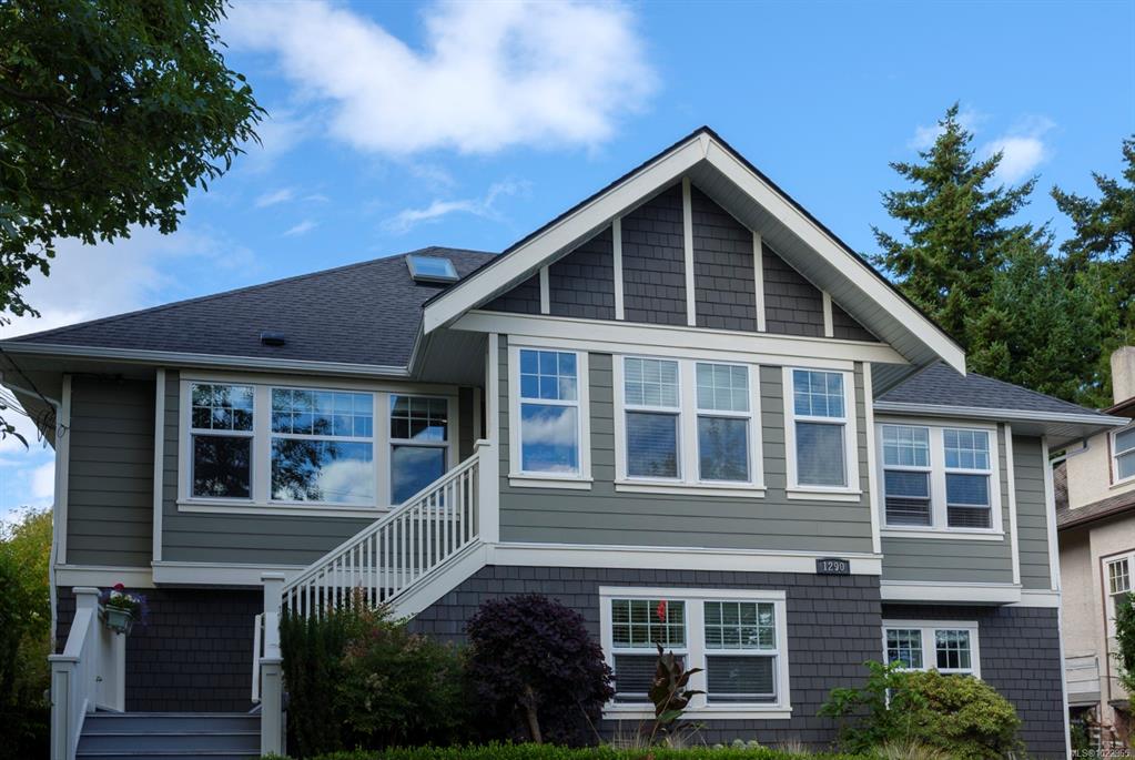 Second View of 1290 Richardson St, Victoria, BC, V8V 3E1