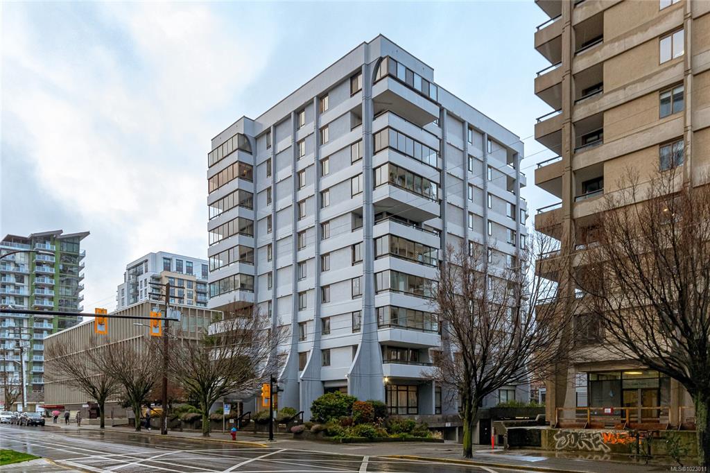 Second View of 1026 Johnson St, Sutton Place West, Victoria, BC, V8V 3N7