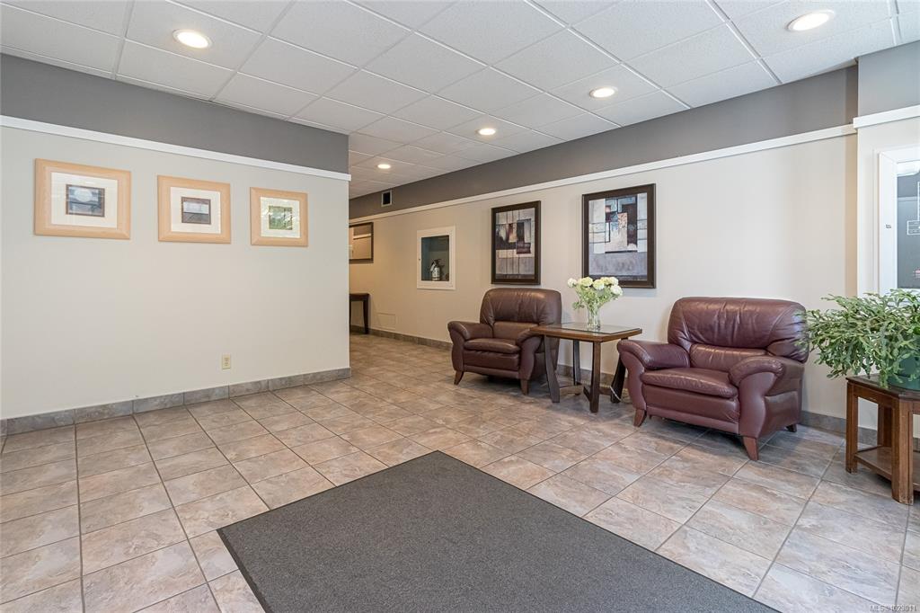 Fourth View of 1026 Johnson St, Sutton Place West, Victoria, BC, V8V 3N7