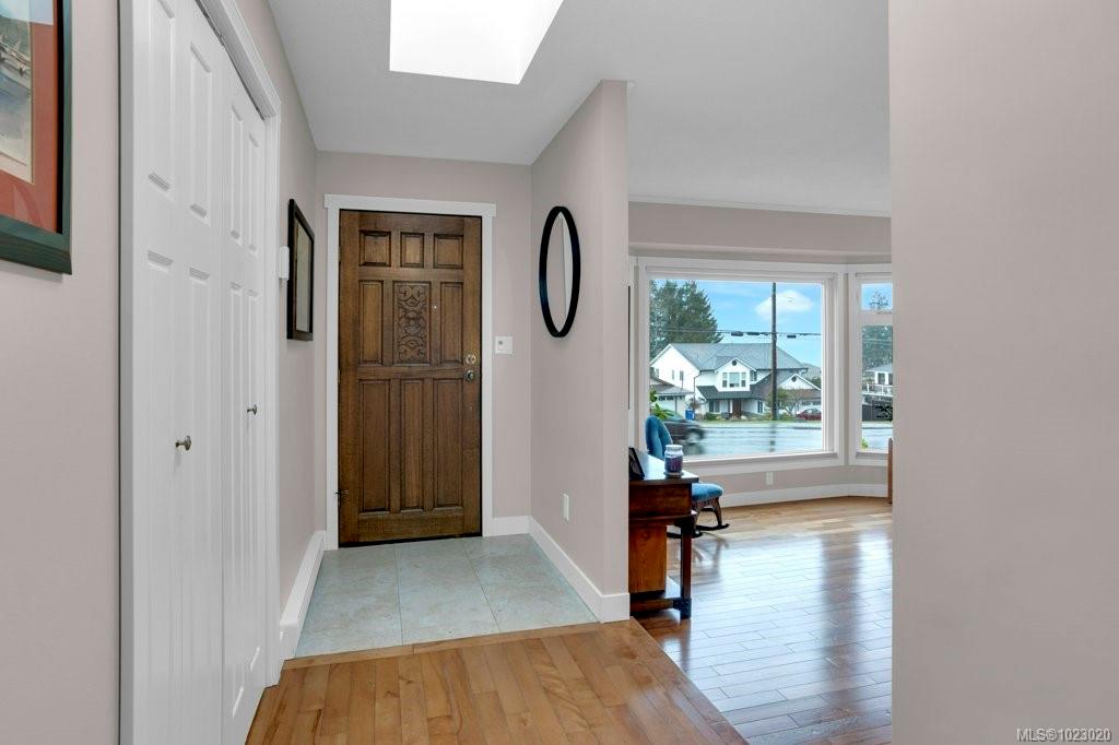 Third View of 6069 Waldbank Rd, Nanaimo, BC, V9V 1C7