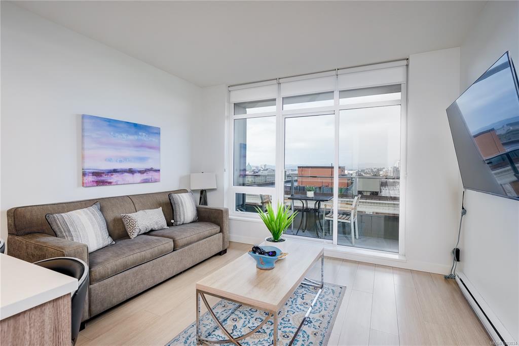 Third View of 728 Yates St, Era, Victoria, BC, V8W 0C8