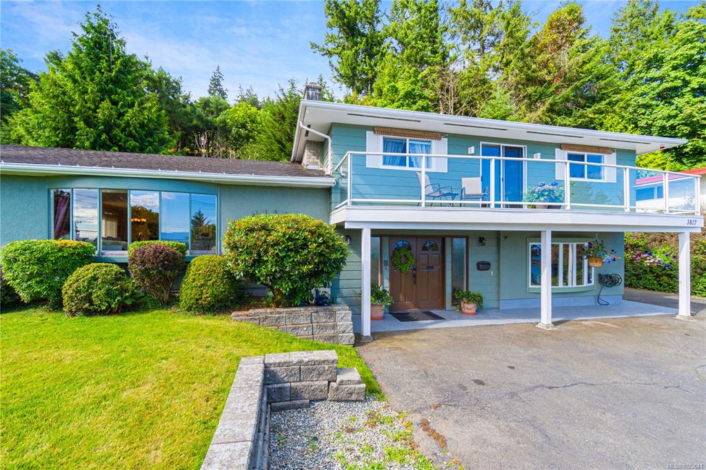 Second View of 3817 Hammond Bay Rd, Nanaimo, BC, V9T 1G4