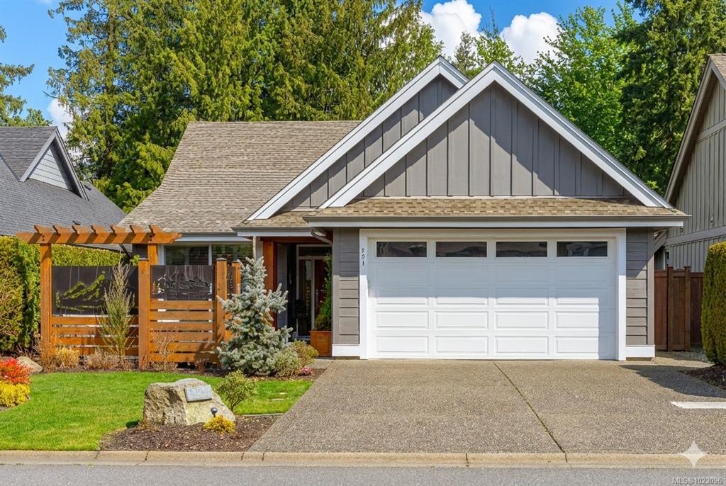 731 West Ridge Way, 1023096, BC,