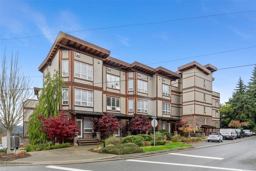 6591 Lincroft Rd, 1023128, BC,