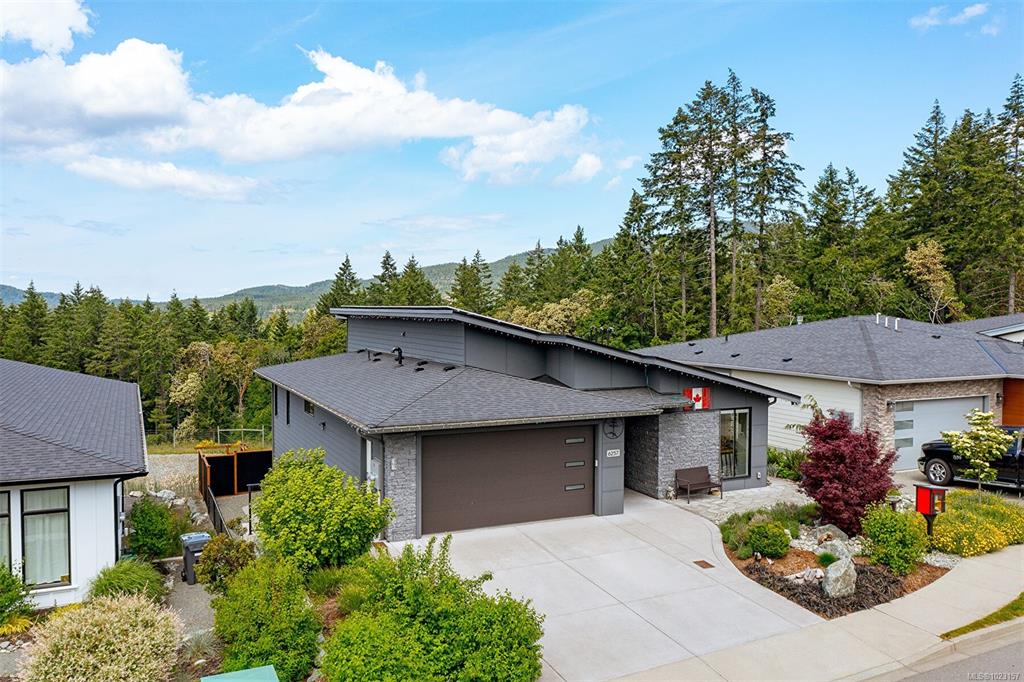 6257 Highwood Dr, 1023157, BC,