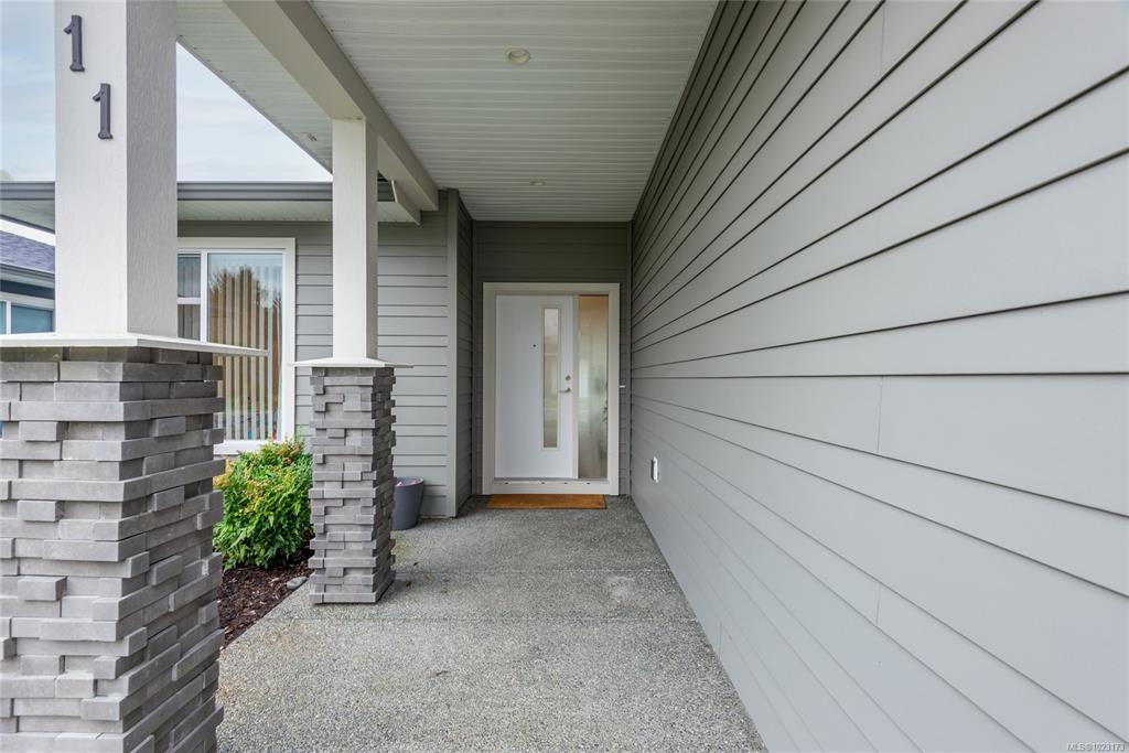 Third View of 2161 Evergreen Rd, Campbell River, BC, V9W 0C8